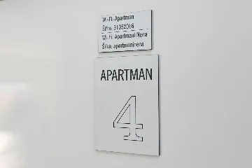 Sea-View Apartment for 4 in Stara Novalja