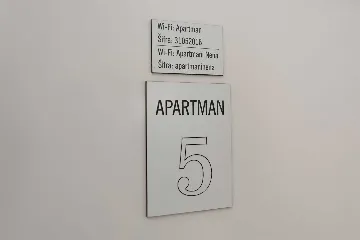 Sea-View Apartment for 4 in Stara Novalja