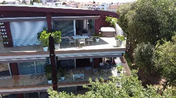 Rovinj 2-Bedroom Apartment with Hot Tub Terrace