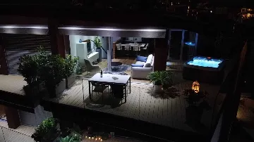 Rovinj 2-Bedroom Apartment with Hot Tub Terrace