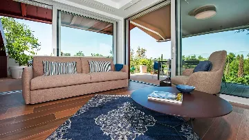 Rovinj 2-Bedroom Apartment with Hot Tub Terrace