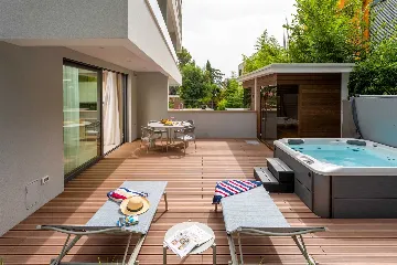 Rovinj Apartment for 4 Guests, 2 Bedrooms