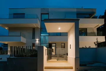 Rovinj Apartment for 4 Guests, 2 Bedrooms