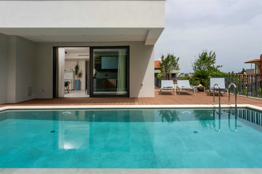 Rovinj 3-Bedroom Apartment with Private Heated Pool