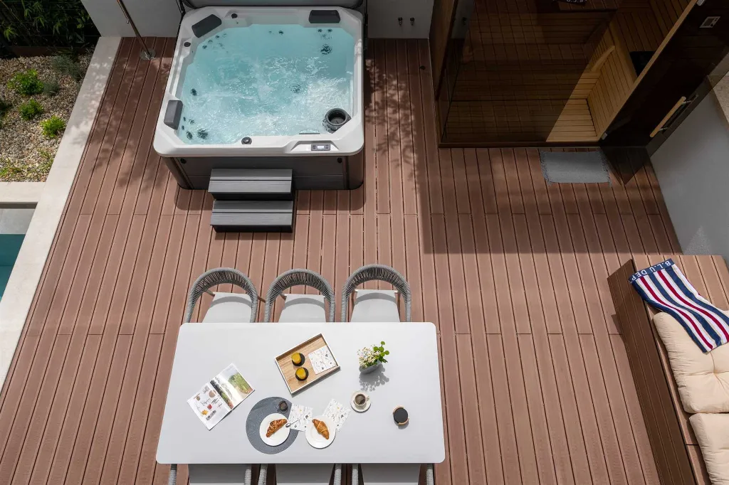 Rovinj 3-Bedroom Apartment with Private Heated Pool