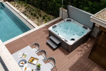 Rovinj 3-Bedroom Apartment with Private Heated Pool