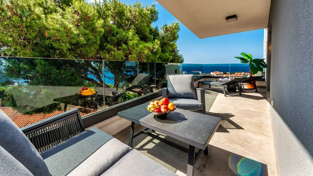 Modern Two-Bedroom Retreat Dubrovnik
