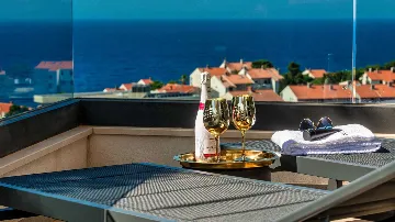 Modern Two-Bedroom Retreat Dubrovnik