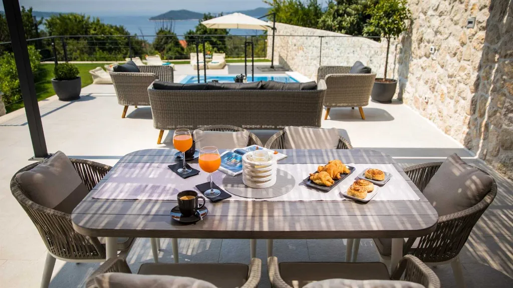 Brsecine Villa with Private Pool and Sea Views