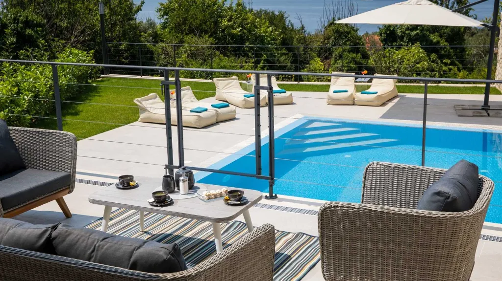 Brsecine Villa with Private Pool and Sea Views