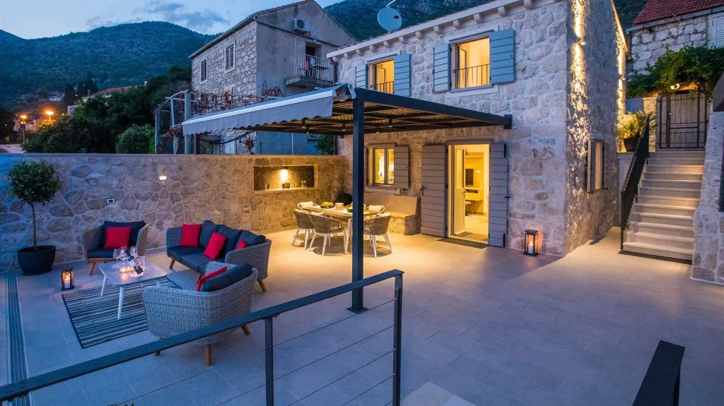 Brsecine Villa with Private Pool and Sea Views
