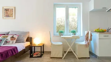 Dubrovnik Studio Apartment with Bay-View Terrace