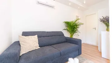 One-Bedroom Apartment with Terrace in Dubrovnik