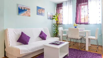 Lapad 1-Bedroom Apartment in Dubrovnik with Parking