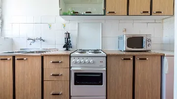 Lapad 1-Bedroom Apartment in Dubrovnik with Parking