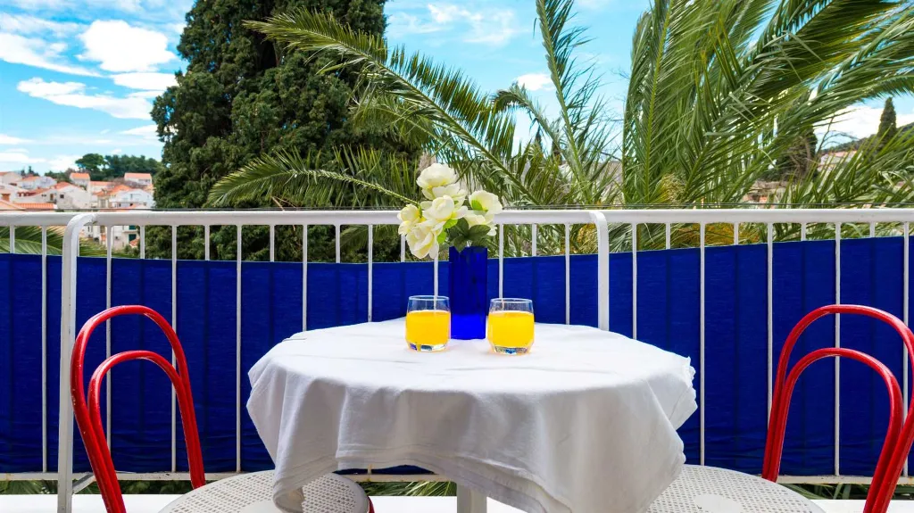Lapad 1-Bedroom Apartment in Dubrovnik with Parking