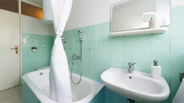 Lapad 1-Bedroom Apartment in Dubrovnik with Parking