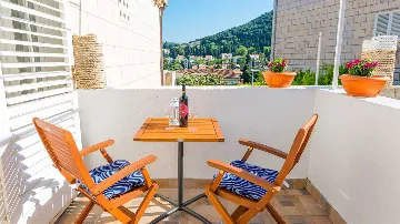 One-Bedroom Apartment in Dubrovnik Lapad