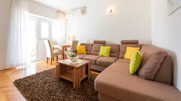 One-Bedroom Apartment in Dubrovnik Lapad