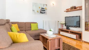 One-Bedroom Apartment in Dubrovnik Lapad