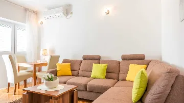 One-Bedroom Apartment in Dubrovnik Lapad
