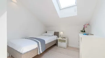 3-Bedroom Apartment in Dubrovnik with Balcony Sea Views