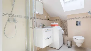 3-Bedroom Apartment in Dubrovnik with Balcony Sea Views