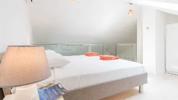 3-Bedroom Apartment in Dubrovnik with Balcony Sea Views