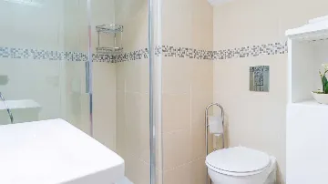 3-Bedroom Apartment in Dubrovnik with Balcony Sea Views