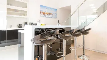 3-Bedroom Apartment in Dubrovnik with Balcony Sea Views