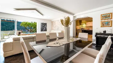 Two-Bedroom Apartment with Sea Views in Mokošica