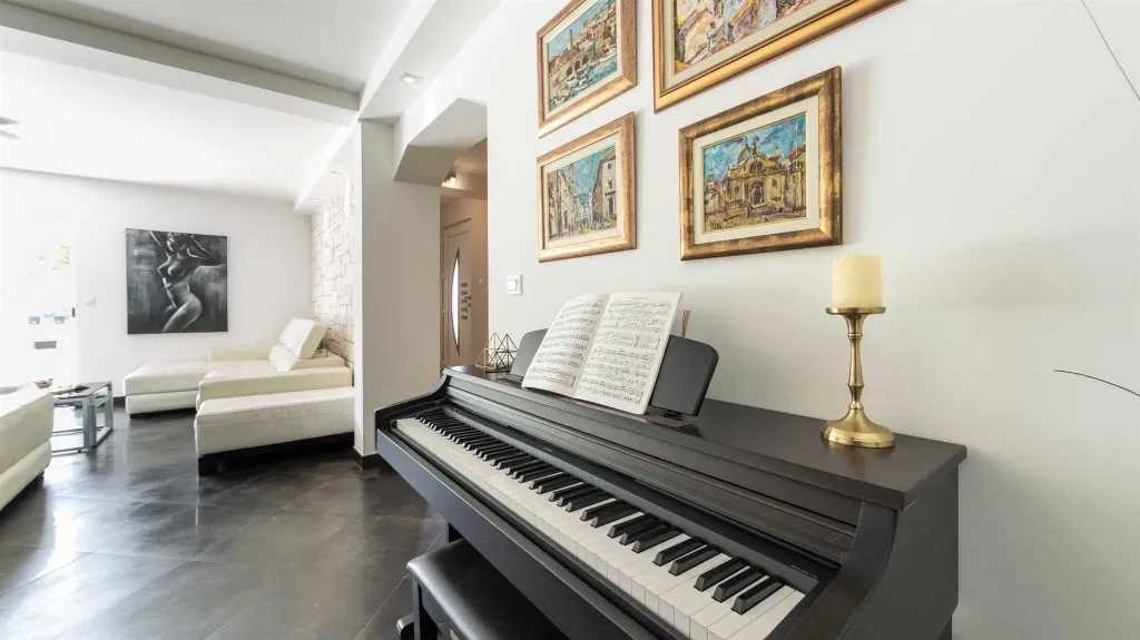 Two-Bedroom Apartment with Sea Views in Mokošica