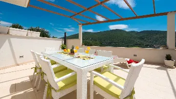 Two-Bedroom Apartment with Sea Views in Mokošica