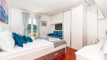 Two-Bedroom Apartment with Sea Views in Mokošica