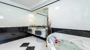 Two-Bedroom Apartment with Sea Views in Mokošica