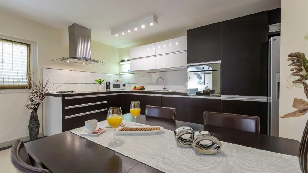 Two-Bedroom Apartment with Sea Views in Mokošica