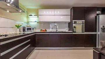 Two-Bedroom Apartment with Sea Views in Mokošica
