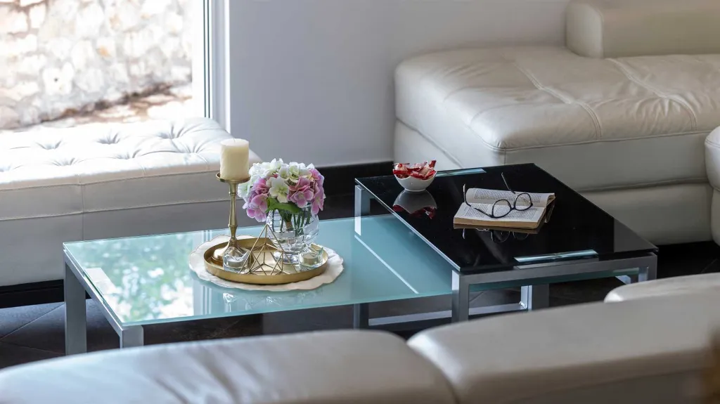 Two-Bedroom Apartment with Sea Views in Mokošica