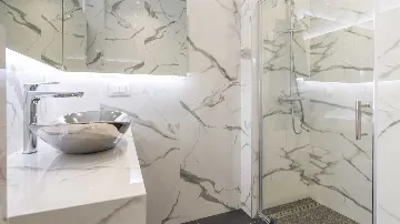 4-Bedroom Villa with Heated Infinity Pool in Mlini