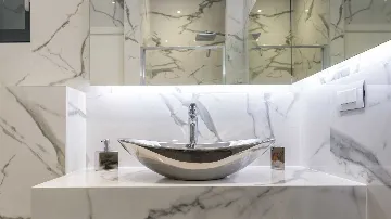 4-Bedroom Villa with Heated Infinity Pool in Mlini