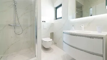 4-Bedroom Villa with Heated Infinity Pool in Mlini