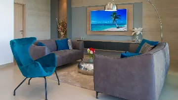 4-Bedroom Villa with Heated Infinity Pool in Mlini