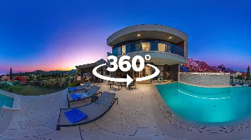 4-Bedroom Villa with Heated Infinity Pool in Mlini