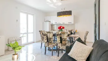 Dubrovnik 1-Bedroom Apartment with Sea View