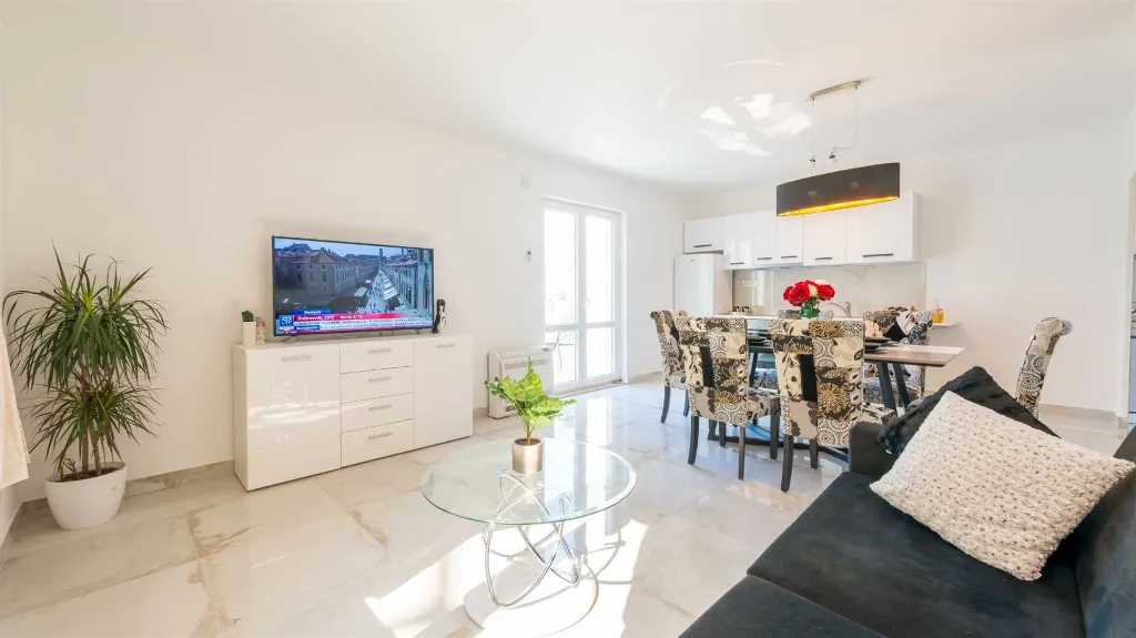 Dubrovnik 1-Bedroom Apartment with Sea View