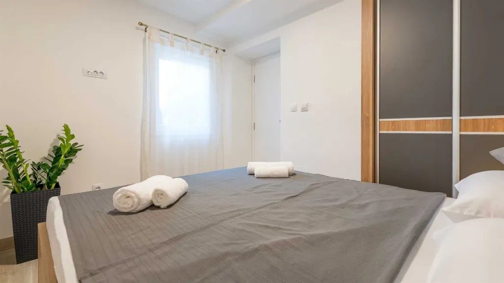 One-Bedroom Apartment in Dubrovnik with Parking