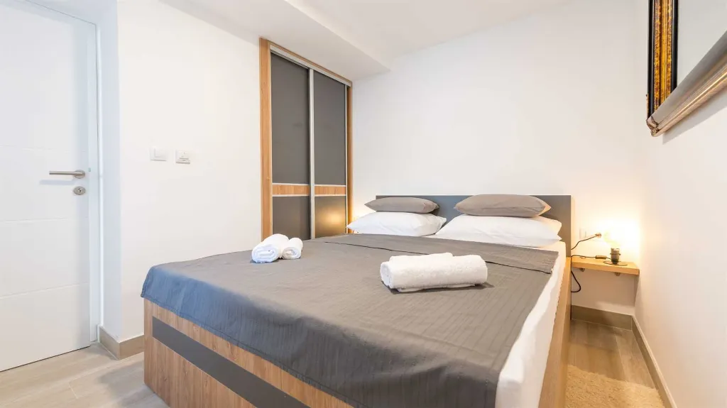One-Bedroom Apartment in Dubrovnik with Parking
