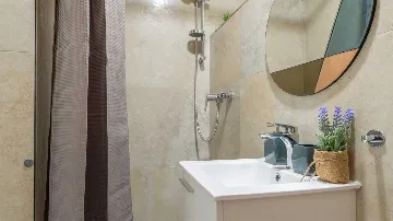 One-Bedroom Apartment in Dubrovnik with Parking