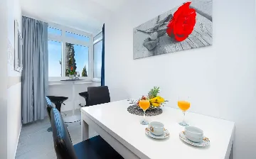 Sea-View Studio Apartment in Dubrovnik
