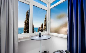 Sea-View Studio Apartment in Dubrovnik